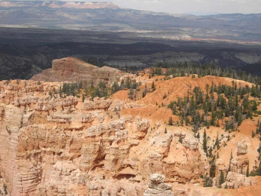 view from the rim of Bryce Canyon