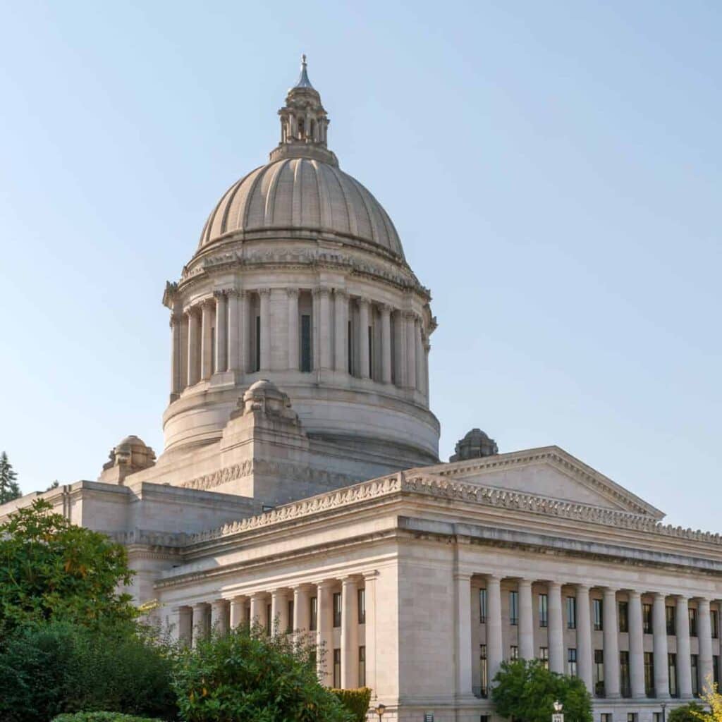 exterior of a domed capitol building in Olympia, Washington