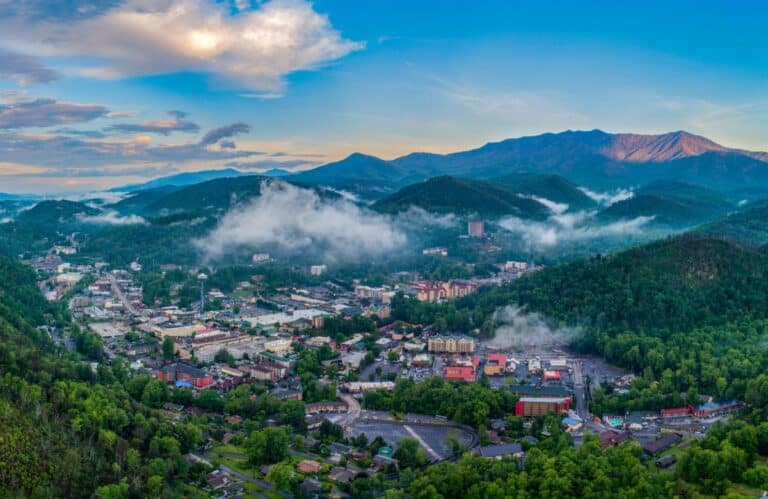 Where to Stay in the Smokies: Ultimate Guide